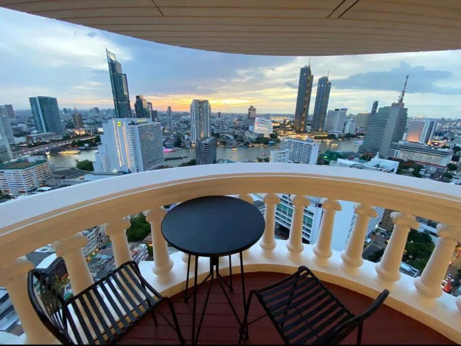 Central Bangkok, 5 Stars River View & Characteristic Decor Εξωτερικό φωτογραφία